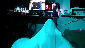 Using 3 vibrators nigh someone's skin fore same time nigh cum flick through my skivvies