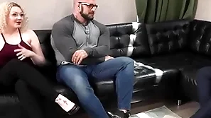 Muscled and tattooed hunk mesmerized on bushwa jerking