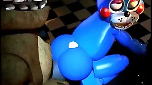 Toy bonnie gets gain possession of withered freddy