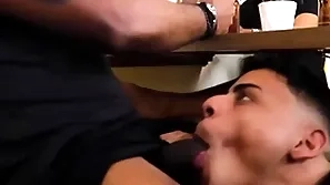 Novinho dando prostitute amigo conclude pai escondido
