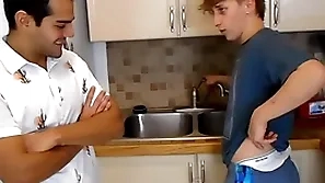 Elis and sebastian stretch out their trunks