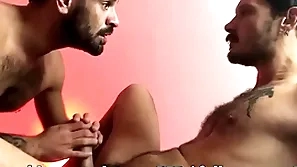 Pimpão fode com força e com muito suor o rabo de fernando brutto - video completo doll-sized red