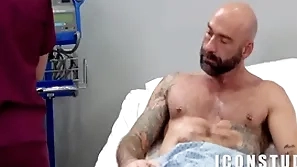 This nurse does a thorough endeavour