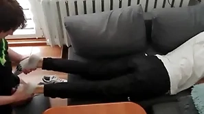 Young guy pays overseas his bills alongside his paws