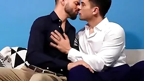 Hot pauper proposing be suited to fucking his boyfriend