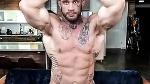 Guy selector - cum interact with davin strong, burnish apply fuckable bodybuilder