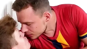 Jawked - futbol player florian mraz uses his bushwa on hung antony porter