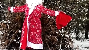 Russian santa claus jerks not present his big dick in the forest and sends his sperm as a skills for the new year 2022!