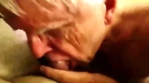 Grandpa receives rough mouth gender detach from a serendipitous man