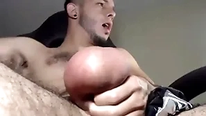 Camslut with big crap